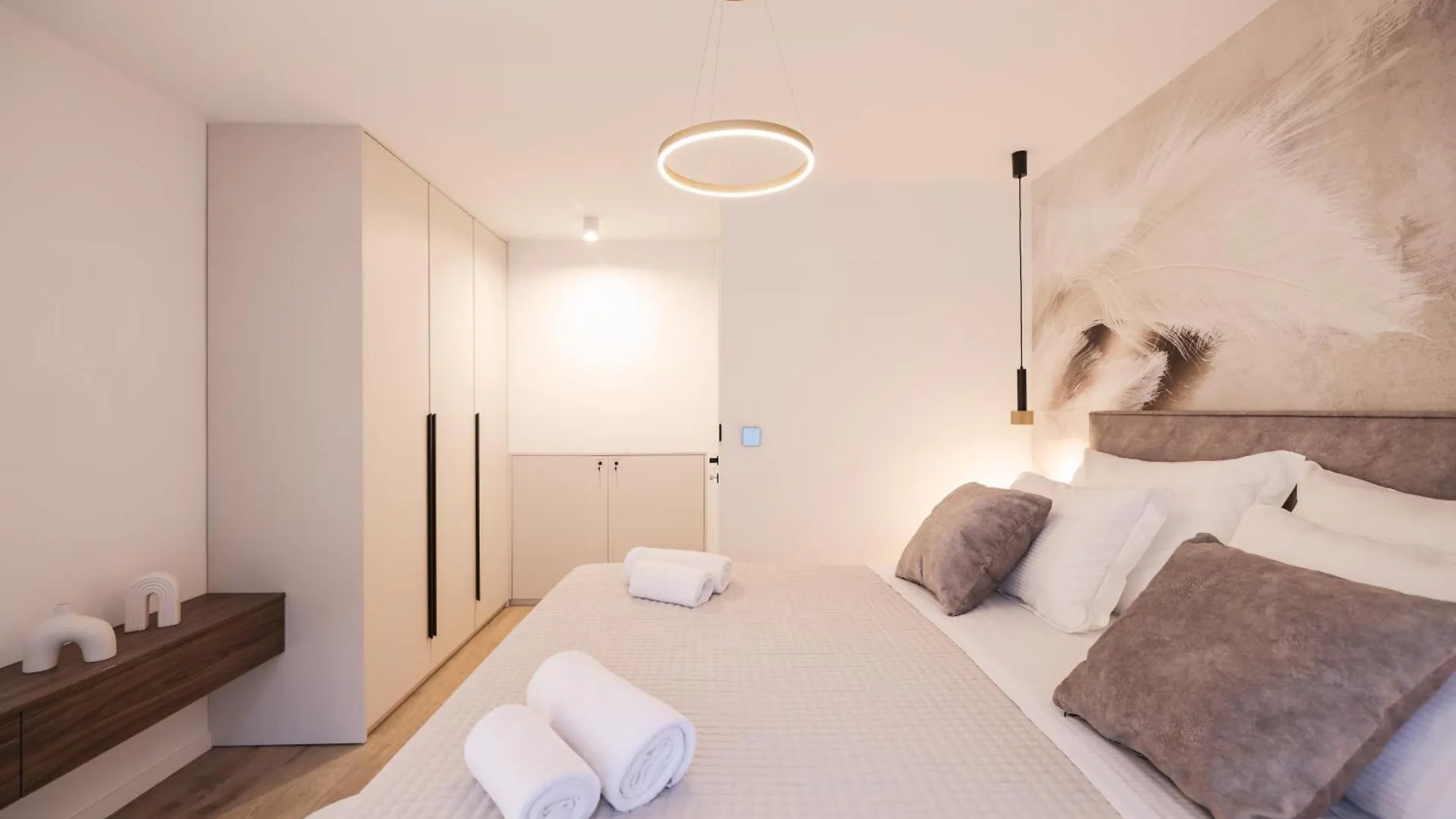 Luxury Maraschino Apartments ザダル
